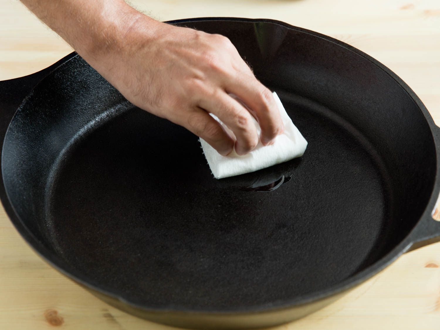 How Do You Season Cookware
