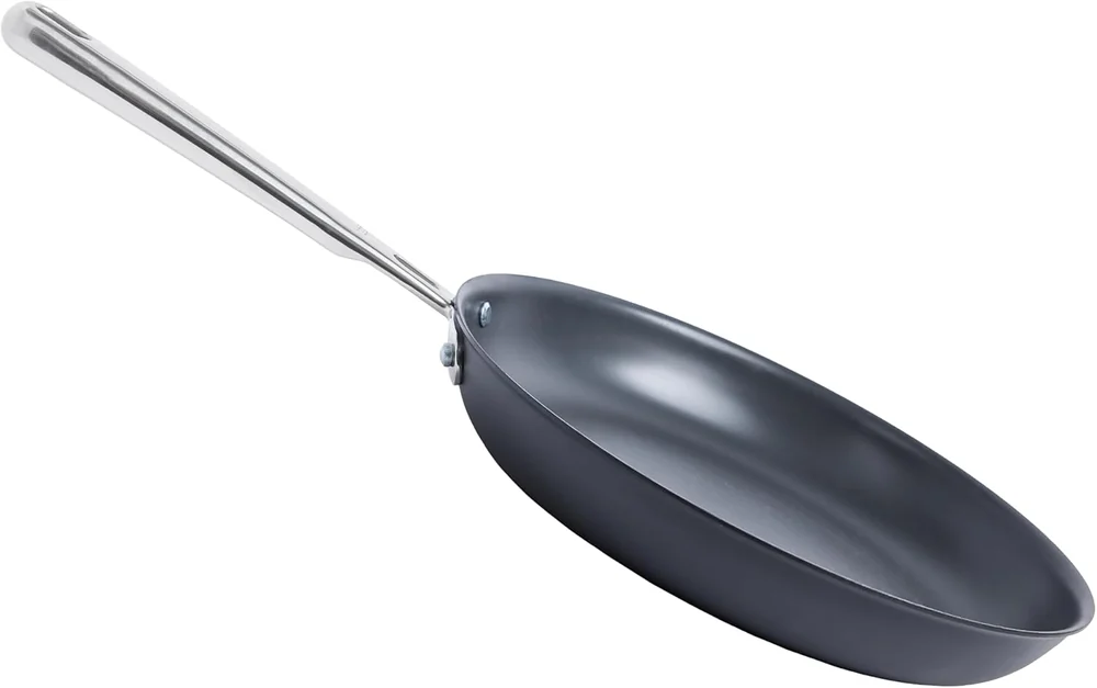 Misen Carbon Nonstick™ Skillet - Nitrided Carbon